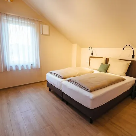 Biohof Doebler Ferienwohnungen Brackenheim Экстерьер фото